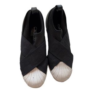 Adidas Women's Slip On 6.5M